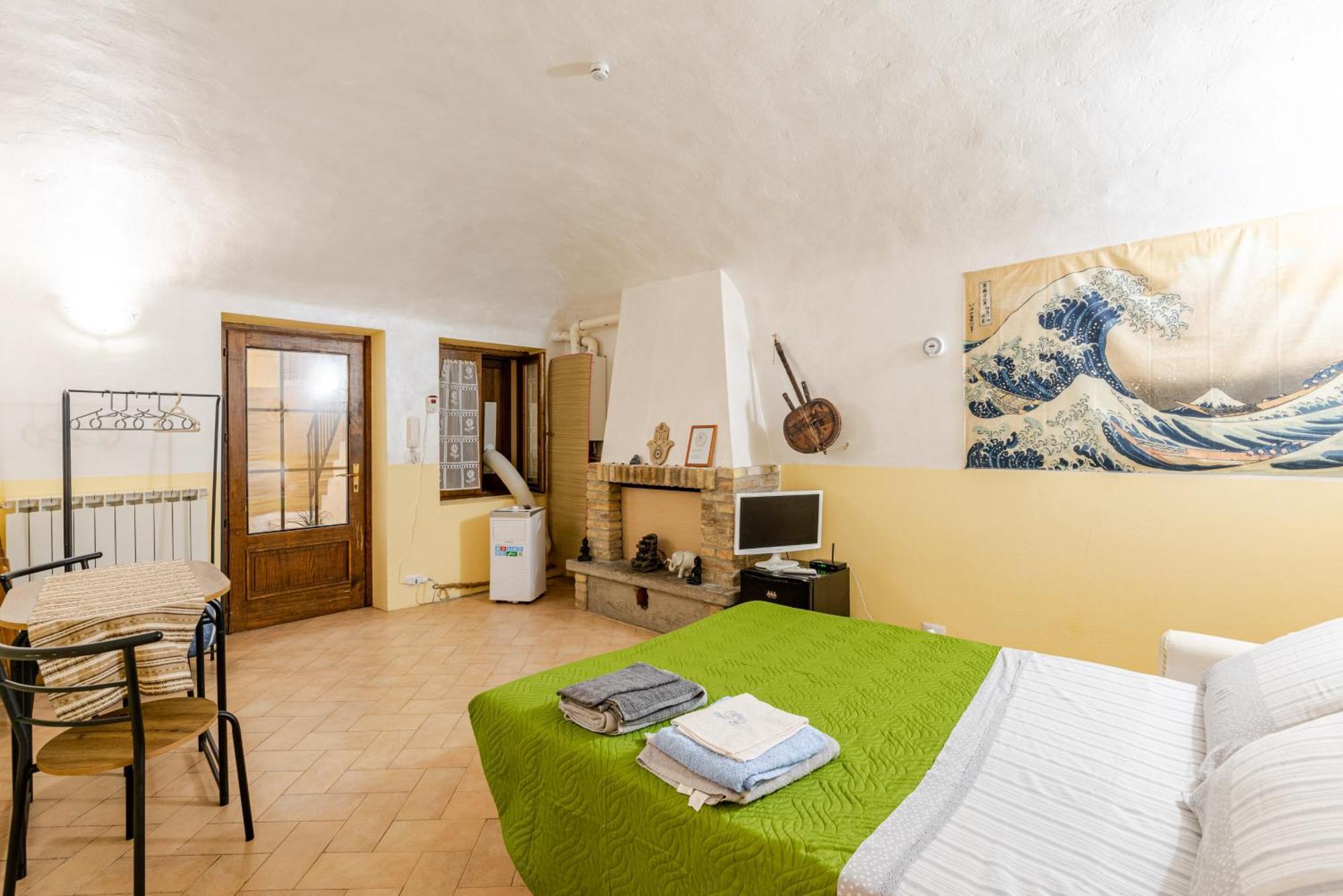 Zen Studio In The Center With Free Parking And 24Hours Automatic Check-In Casale Monferrato Bagian luar foto
